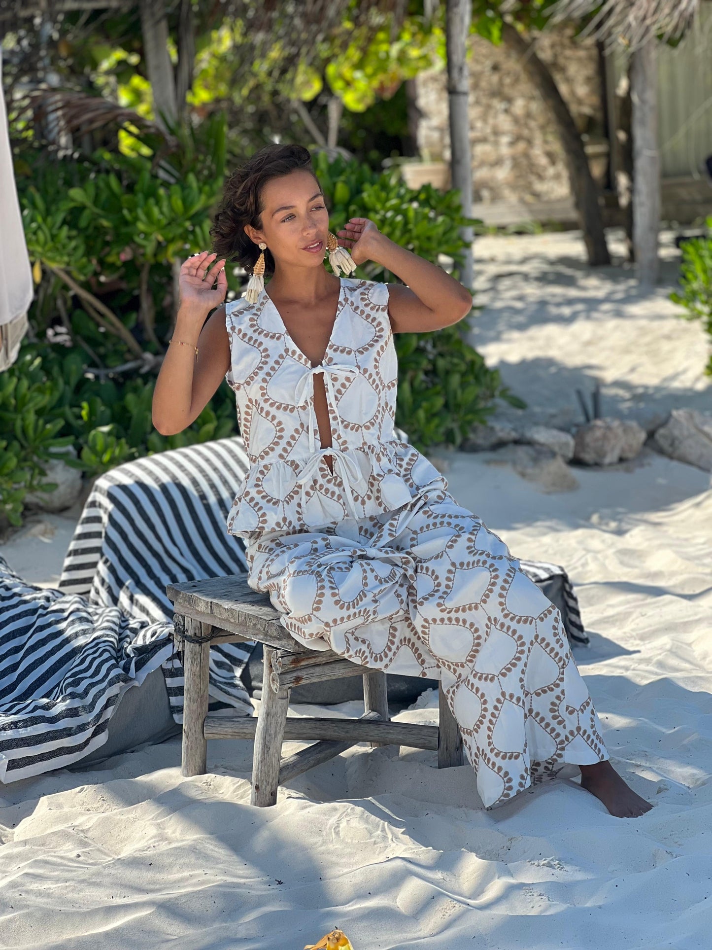 Pantalón Tulum blanco bordado
