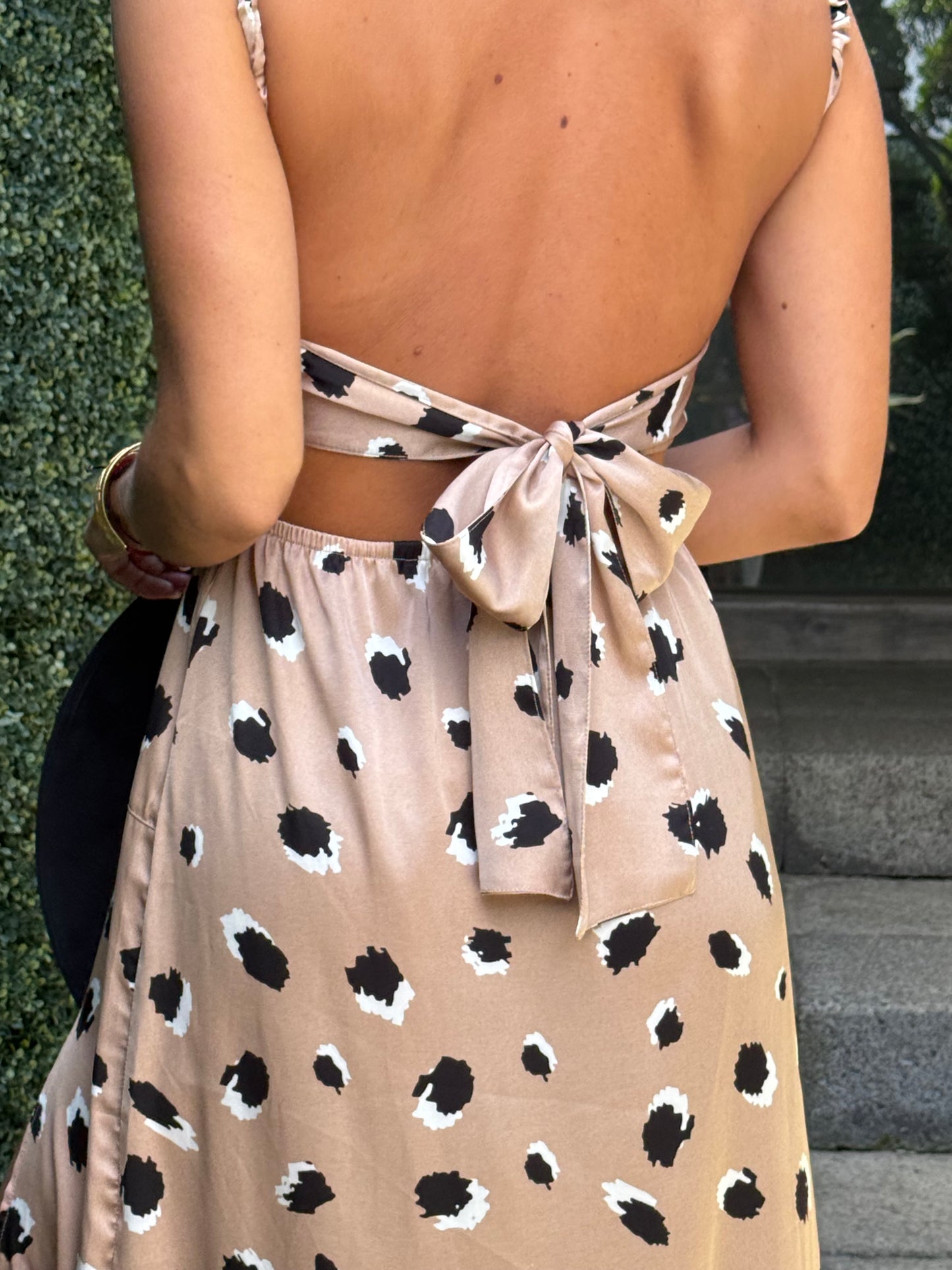 Vestido Cancún satén champagne