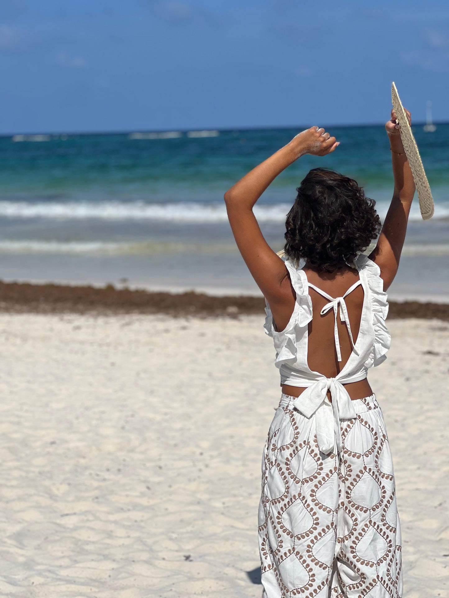 Pantalón Tulum blanco bordado